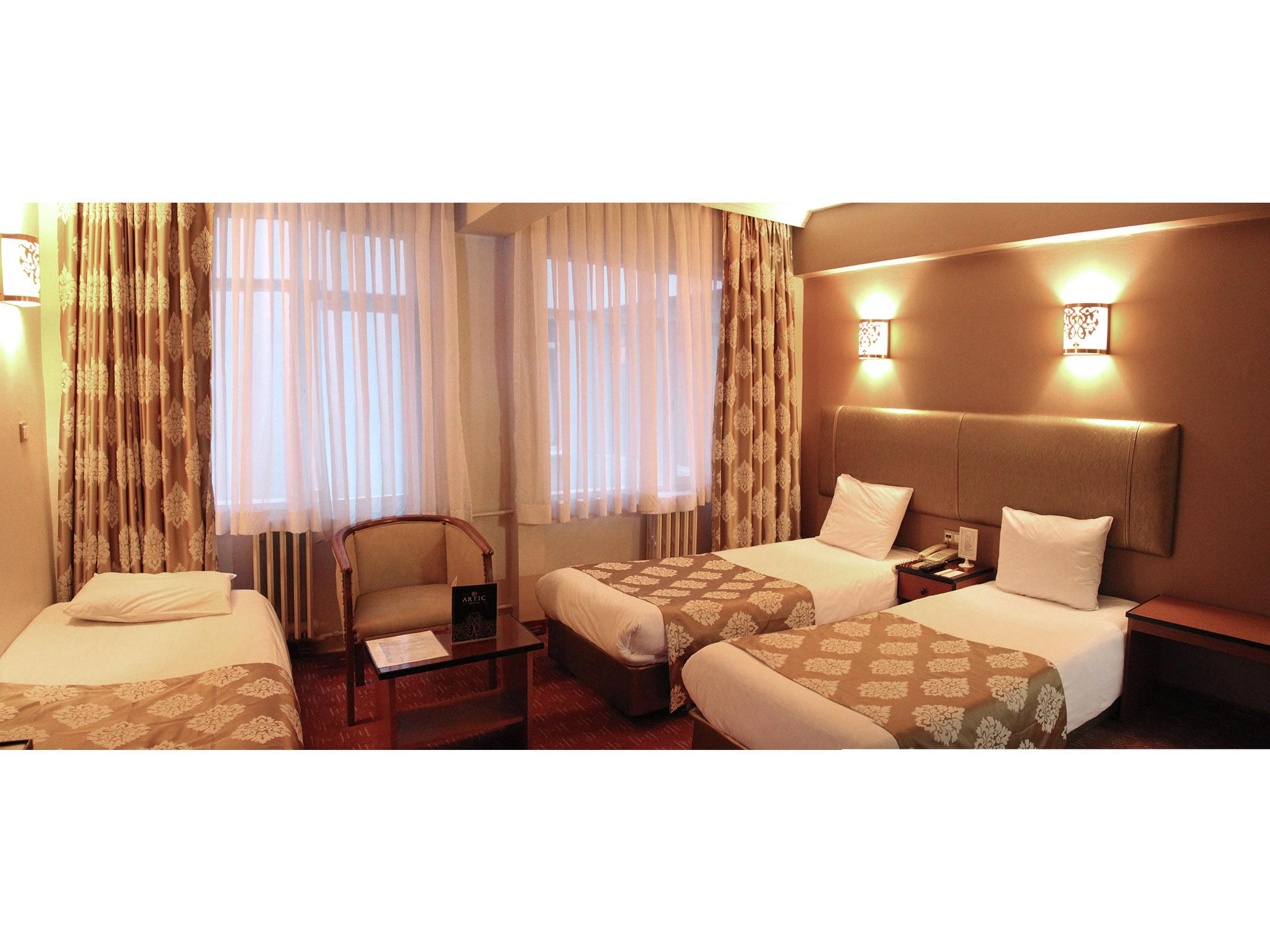 בורסה Hotel Artic מראה חיצוני תמונה