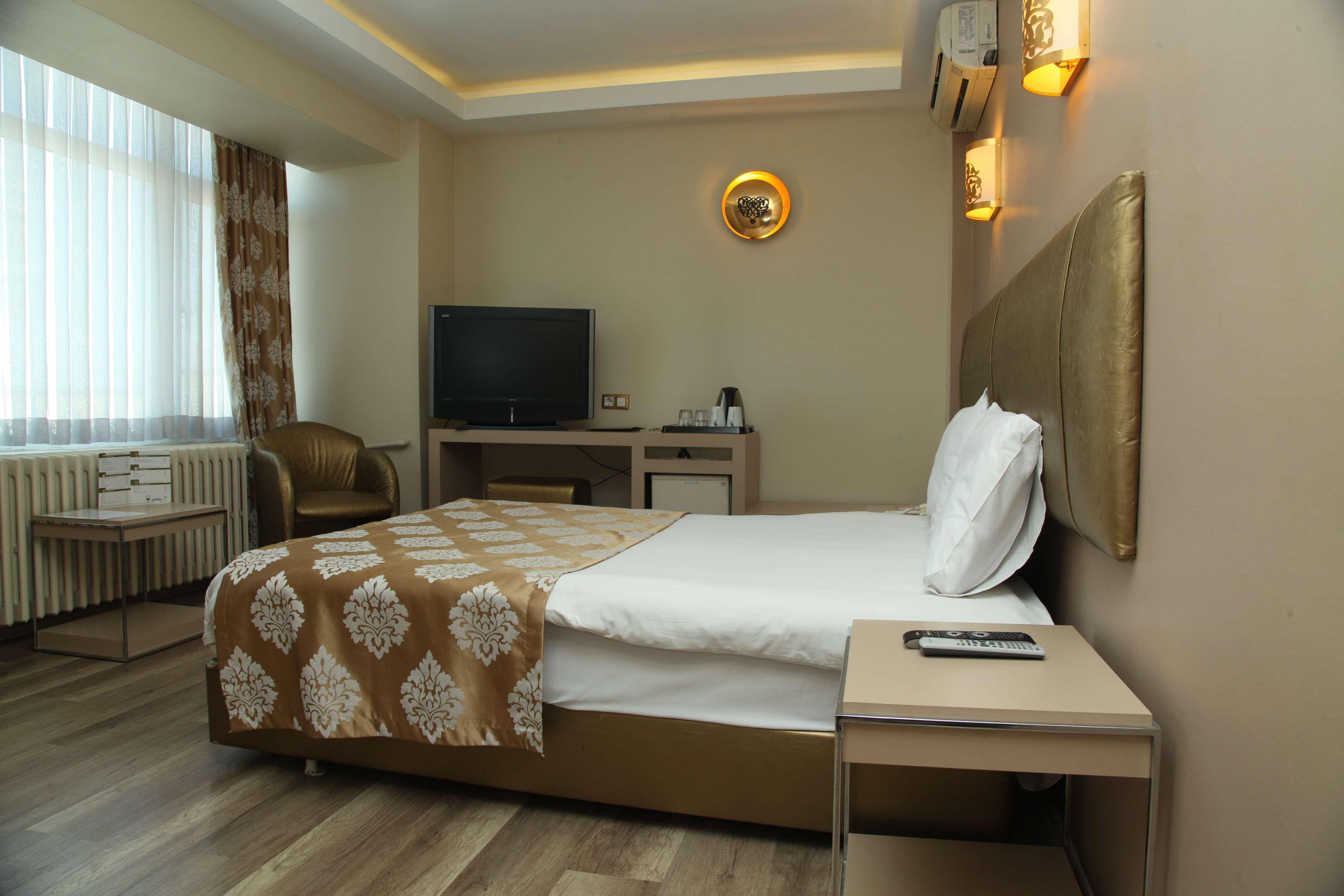בורסה Hotel Artic מראה חיצוני תמונה