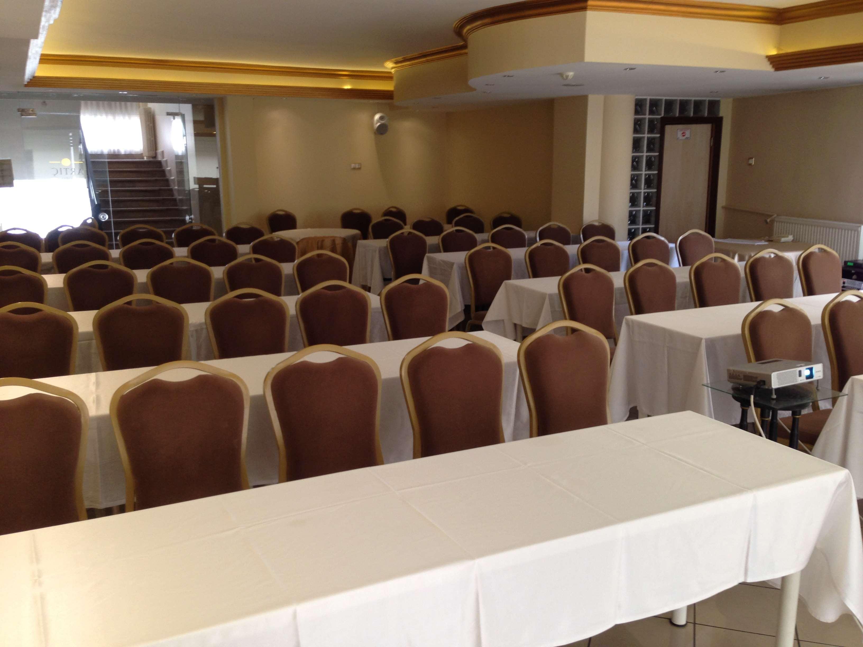 בורסה Hotel Artic מראה חיצוני תמונה