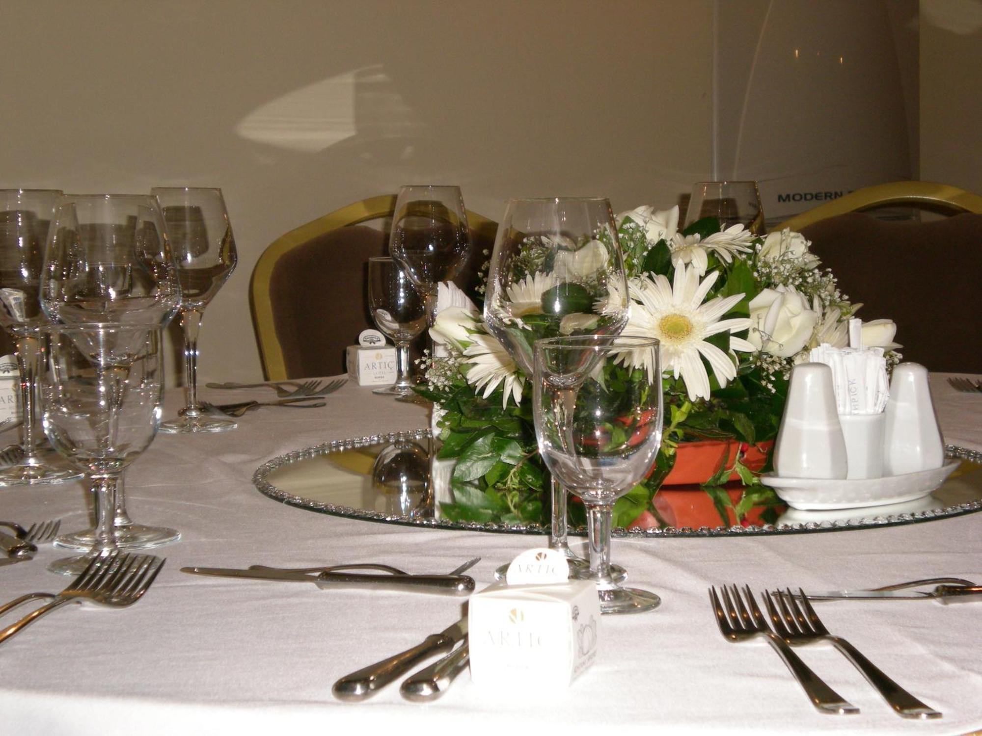 בורסה Hotel Artic מראה חיצוני תמונה