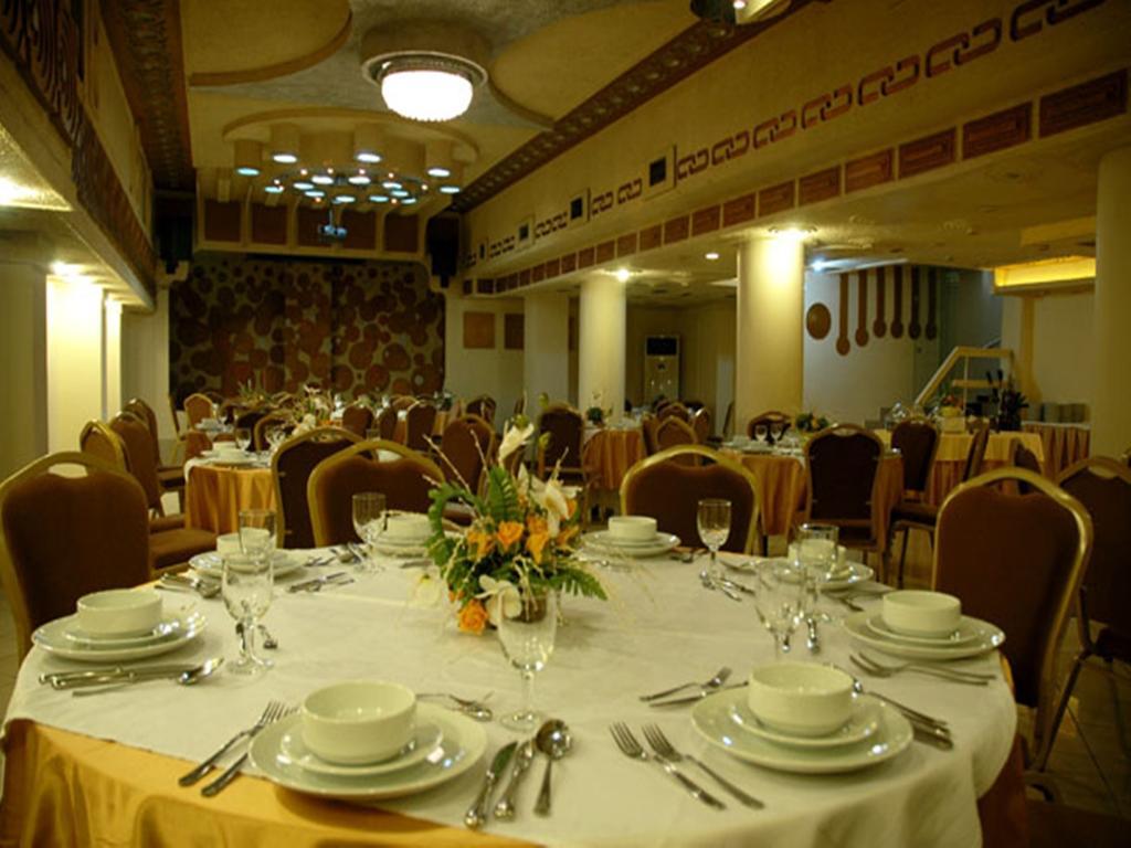 בורסה Hotel Artic מראה חיצוני תמונה