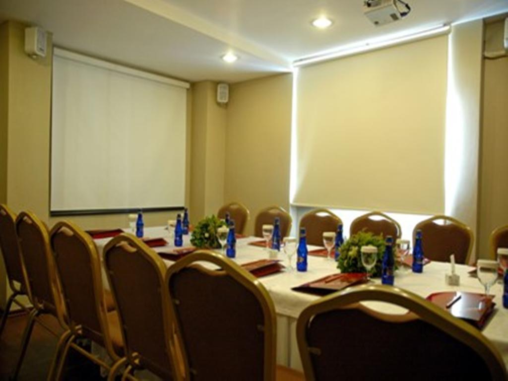 בורסה Hotel Artic מראה חיצוני תמונה