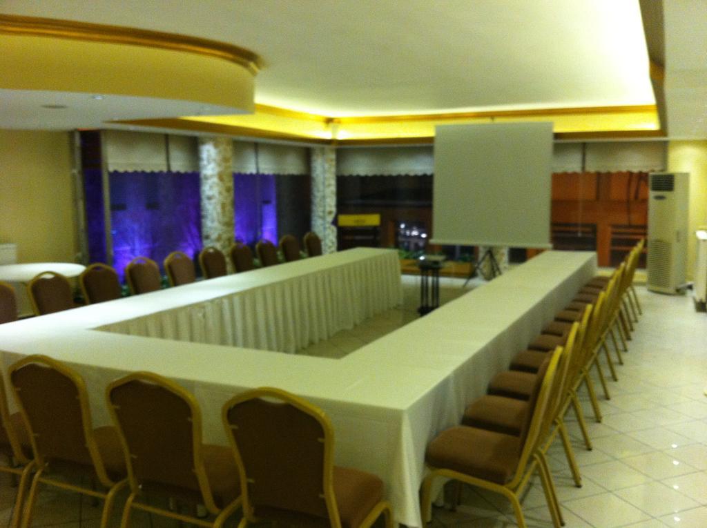 בורסה Hotel Artic מראה חיצוני תמונה